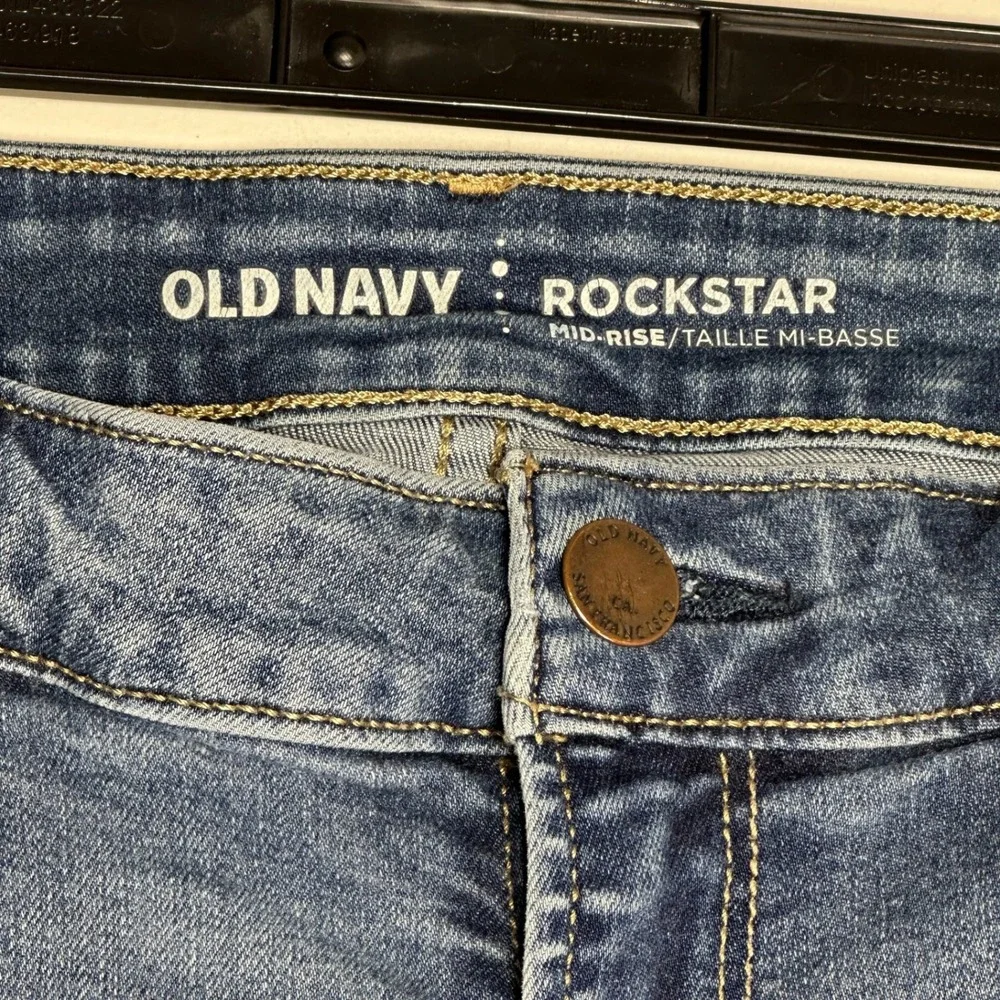 Old Navy Rockstar Mid-Rise‎ Skinny Jeans Blue Distressed 10 Long Stretch Denim